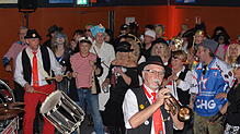 Gut war die Stimmung bei der Oldie-Night des Männerchors Gurtweil.