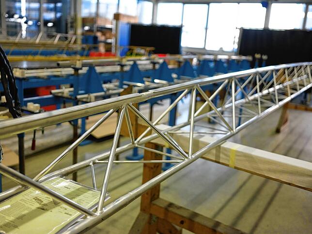 So schaut der fast fertige Längsträger vor der Lackierung aus.