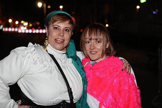 Bild 4: Konstanzer Straßenfasnacht 2025: Am Fasnachtssamstag werden Besenwirtschaften gestürmt