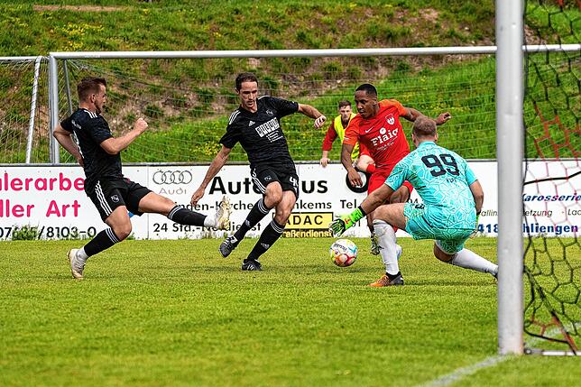 Bild 31: FC Tiengen 08 zieht durch 5:1 beim VfR Bad Bellingen ins Finale ein &ndash; und wir haben Bilder!