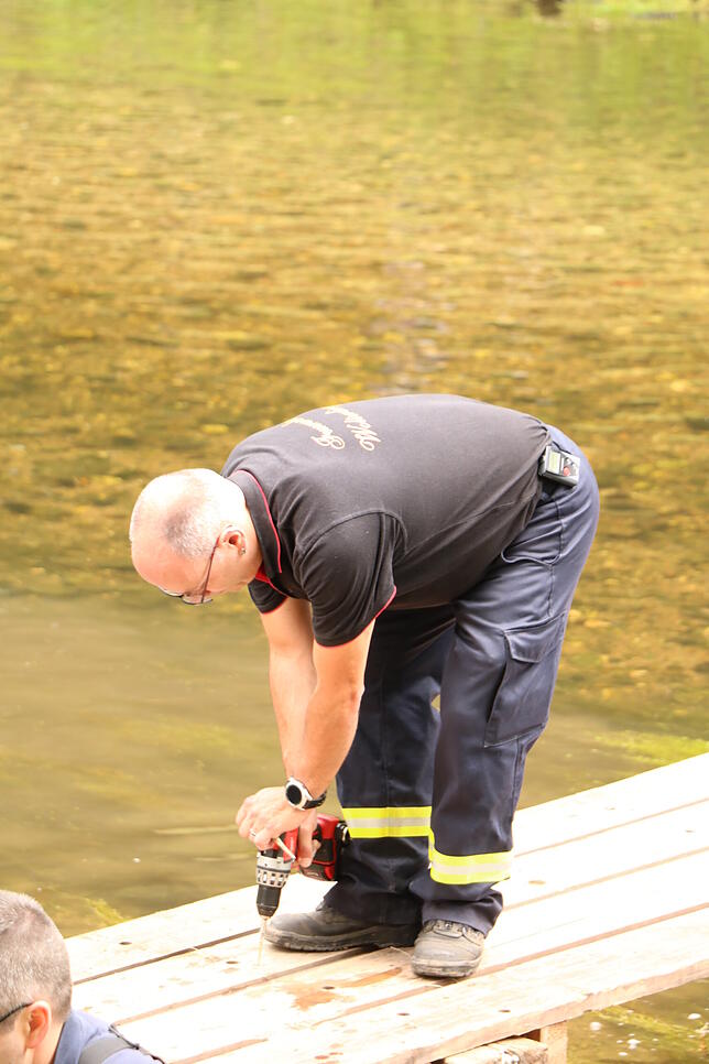 Bild 11: Bilder von der Freiwilligen-Arbeit der Feuerwehr beim Marathon der Gespannfahrer