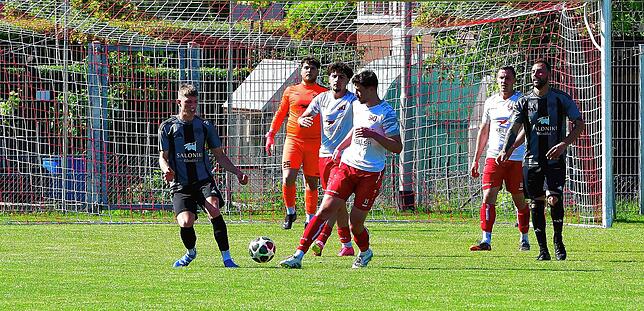 Bild 14: SV Jestetten gewinnt Kellerderby mit 2:1 gegen den FC Hochrhein – und wir haben Fotos!