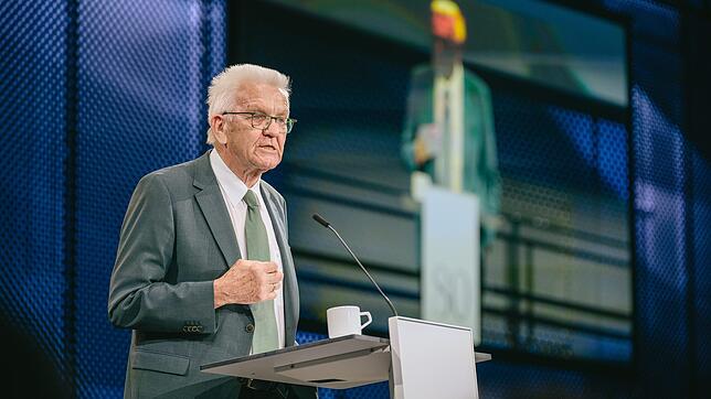 Klare Worte: „Demokratie lebt von Mündigkeit. Und Mündigkeit lebt von Information. Und genau hier erfüllt der SÜDKURIER seit 80 Jahren ...