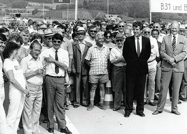 Unzählige Gäste kamen am 4. Juni 1982 zur Feier, als die Autobahn 98 freigegeben und die Anschlussstelle Stockach-Ost eröffnet wurde. Im ...
