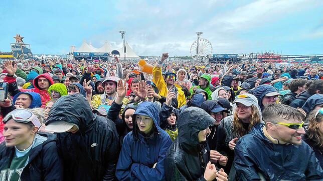 Bild 1: Alle Bilder vom Auftritt von Ski Aggu beim Southside 2024