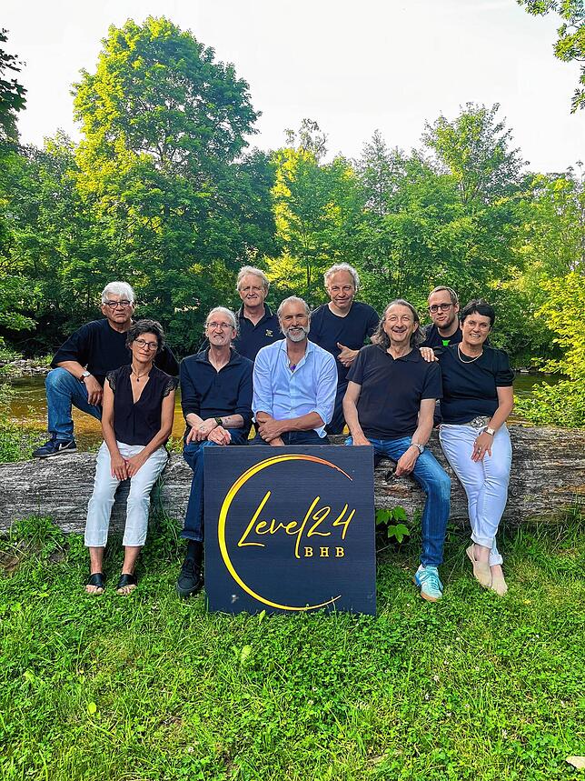 Bild 2: Zurück beim Publikum: Die Bregi House Band liefert ein fulminantes Comeback im Park