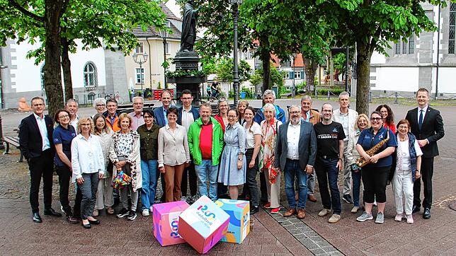 Sie wollen dem 1200-jährigen Stadtjubiläum ihren eigenen Stempel geben. Die ehrenamtlich engagierten Bürgerinnen und Bürger, die ...