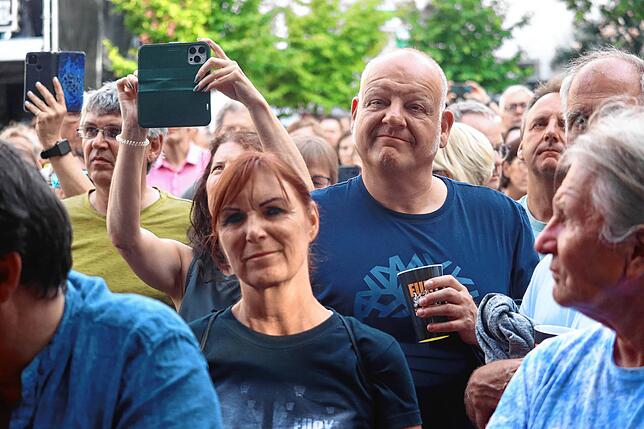 Bild 8: Fury sorgt für ausverkauften Auftakt der Meersburg Open Airs