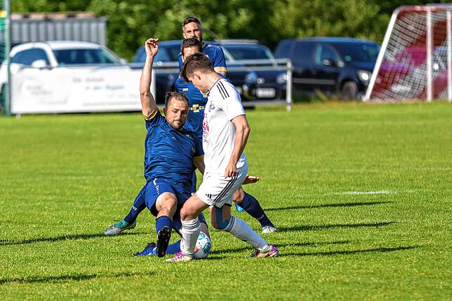 Bild 31: SG Höchenschwand besiegt den SV Albbruck mit 3:2 – und wir haben Fotos!