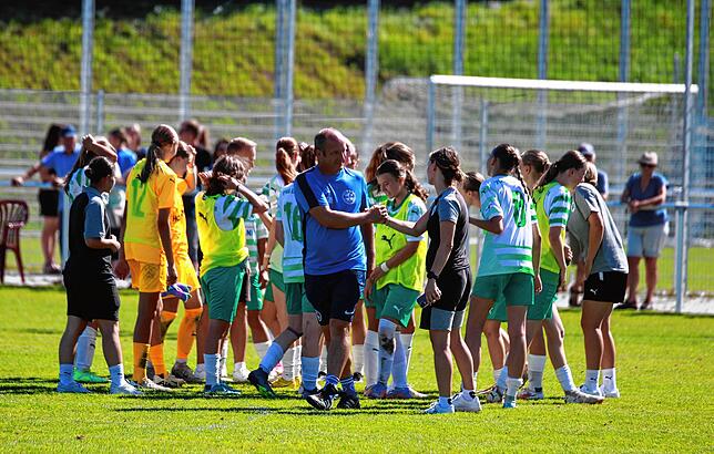 Bild 2: Unsere große Bildergalerie zum DFB-Pokal-Spiel der U17-Juniorinnen des Hegauer FV
