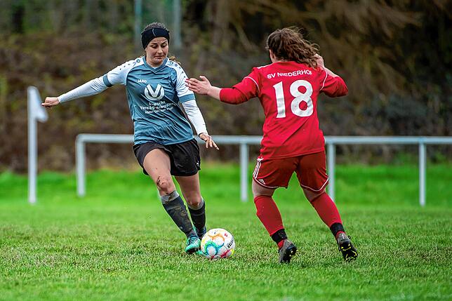 Bild 24: FC Hochrhein gewinnt das Verbandsliga-Derby beim SC Niederhof/Binzgen &ndash;  und wir haben Bilder!