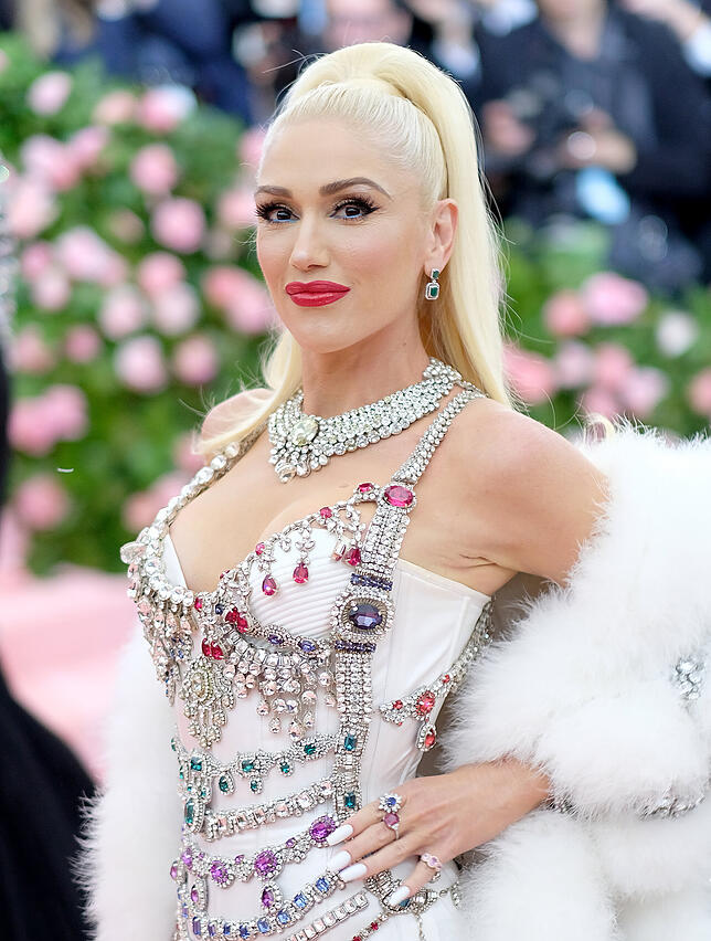 Am 3. Oktober ist sie dran: Gwen Stefani wird 50 Jahre alt. Kaum zu glauben! Es war gefühlt gestern, als sie mit der Band No Doubt und ...