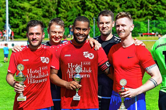 Bild 47: SG Höchenschwand/Häusern steigt nach 4:0 gegen FC Erzingen II auf &ndash; und wir haben Bilder!