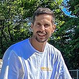 Julian Wolf vom Verein Knallbrett freut sich über die vielen helfenden Hände: „Es ist toll, wie viele anpacken, damit wir etwas bewegen ...