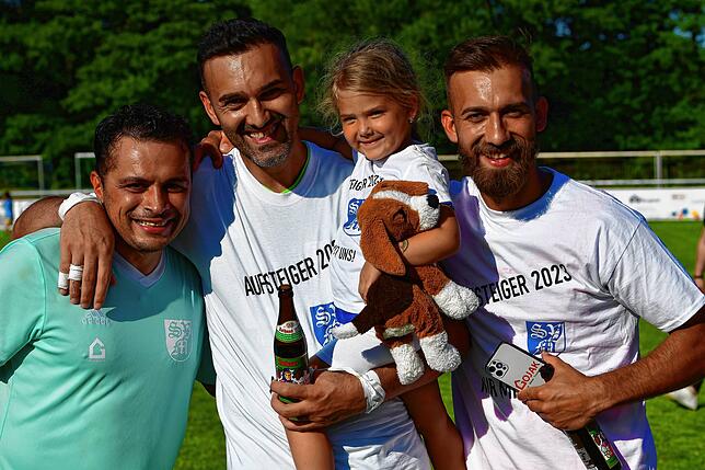 Bild 11: SV BW Murg steigt nach 2:1 gegen den FC Hauingen in die Bezirksliga auf &ndash; wir haben Bilder (1)