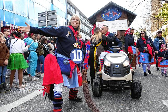 Bild 13: Alle Bilder zum Narrenbaumzug durch die Singener Innenstadt (2)