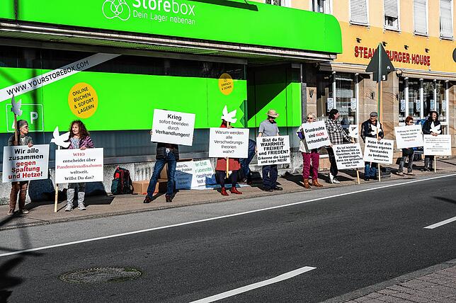 Bild 26: Bilder von der Kundgebung für Demokratie und Toleranz in Friedrichshafen