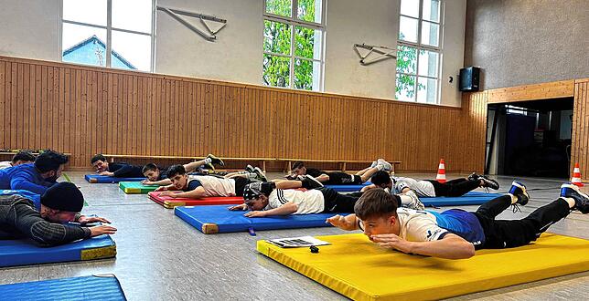 Beim Boxtraining steht nicht der Zweikampf im Mittelpunkt. Ausdauer, Kraft und Koordination sind genau so wichtig. Hier wird gerade ...
