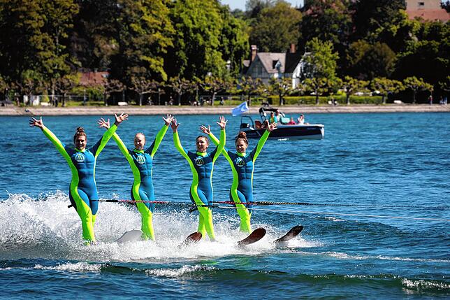 Bild 7: Spektakulär! Die besten Fotos der Wasserski-Show im Konstanzer Trichter
