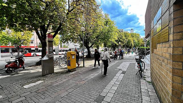 (Archivbild von September 2023) Am Zähringerplatz vor dem Seerhein-Center soll ein 23-Jähriger einen anderen Mann verletzt haben.