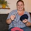 Ann-Kathrin Mattes hat eine Benefizaktion aufs Gleis gesetzt. Selbst gestrickte Wollsocken werden nach dem Nikolaustag im Tafelladen ...
