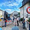 Gute Fortschritte macht die Baustelle in der Breitmattstraße. Der Randstein ist bereits geplastert, so dass demnächst der Einbau der ...