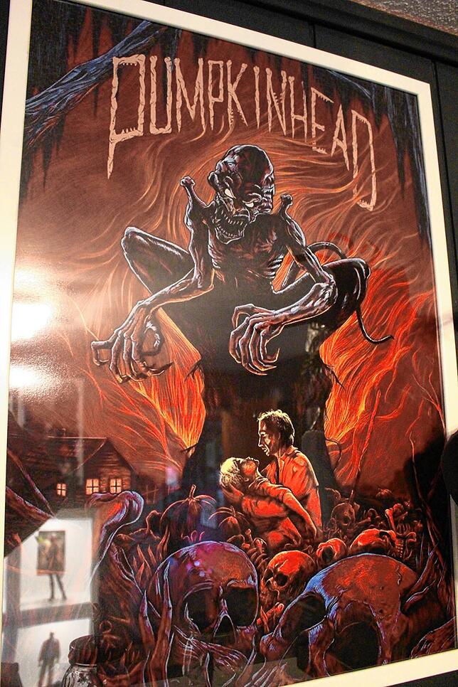 Ein Plakat der Pumpkinhead-Filme in der Sammlung von Oliver Müller. Auf Deutsch heißt der Film „Das Halloween-Monster“.