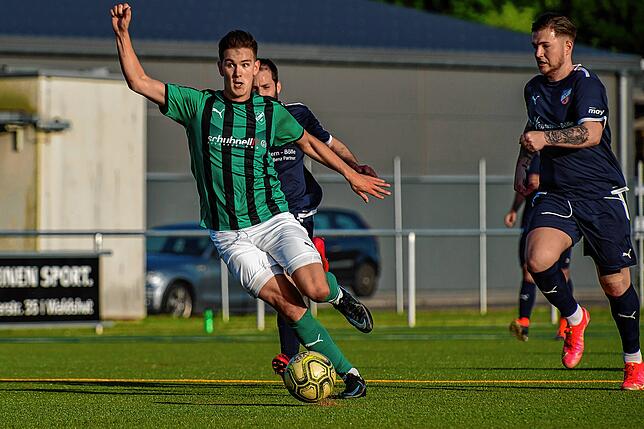 Bild 21: Titelanwärter FC Zell setzt sich mit 6:1 beim VfB Waldshut durch &ndash; und wir haben Bilder!