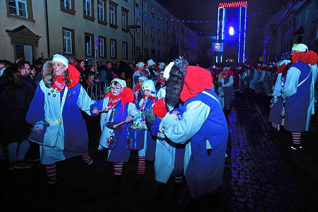 Bild 7: Villinger Fasnet wird mit Feuerwerk am Bickentor begrüßt