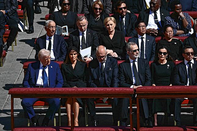 Bild 14: Abschied von Papst Franziskus: Die Bilder des Tages