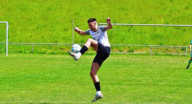 Bild 45: SV Buch besiegt SV Waldhaus im Derby mit 4:0 – und wir haben Fotos!