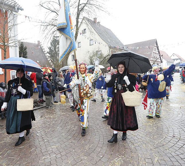 Bild 19: Bilder zum großen Narrentreffen in Pfohren (2)