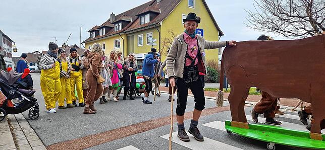 Bild 15: Vom Narrendorf in den Winzerkär