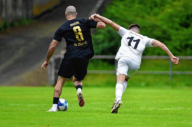 Bild 28: SV 08 Laufenburg verpasst den Aufstieg beim ESV Südstern Singen mit 1:4 – und wir haben Bilder!