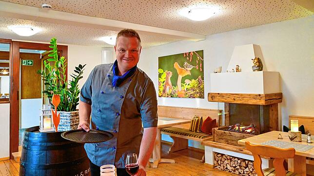 Mathias Weis ist Küchenchef und Inhaber des Thäler-Häusle. Gekocht wird beste Hausmannskost mit regionalen Zutaten.
