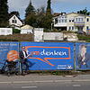 &bdquo;Umdenken&ldquo; möchte der neu gewählte Stadtrat der Grünen, Herbert Dreiseitl, bei der Fassadengestaltung der neuen Volksbank, ...