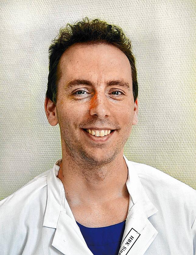 Stefan Bushuven ist der leitende Oberarzt in der Krankenhaushygiene und Intensivmediziner am Hegau-Bodense-Klinikum Singen. ...
