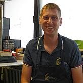 Johannes Efinger hat sich 2020 als Musikinstrumentenmacher in Albbruck niedergelassen.