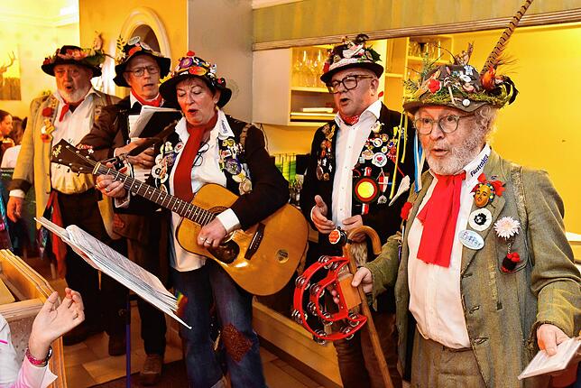 Bild 22: Eschinger Gaudimusikobed bringt beste Fasnetstimmung in die Gaststätten