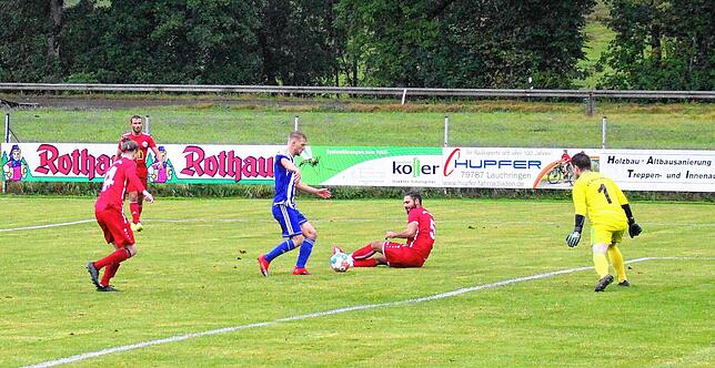 Bild 16: Die SG Mettingen/Krenkingen besiegt den FC Wallbach mit 8:0 &ndash; und wir haben Bilder!
