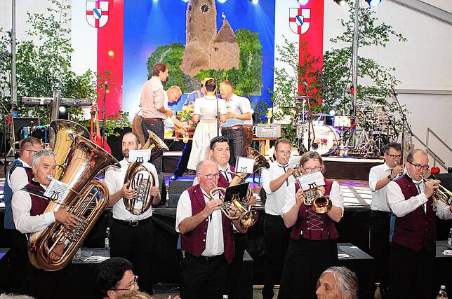 Bild 16: Auftakt des Heimatfest Sichelhenke in Bohlingen