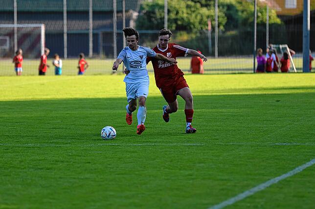 Bild 21: SV Eggingen und TuS Stetten II trennen sich 2:2 im ersten Abstiegsspiel – und wir haben Fotos!