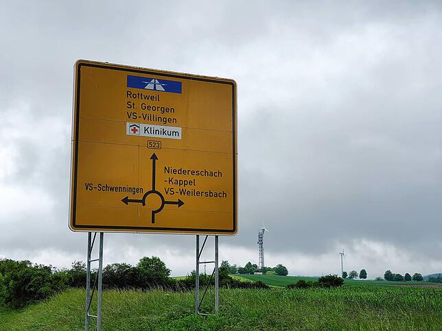 Der heutige Knotenpunkt der Bundesstraße 523 vor Villingen: Über den Neuen Markt geht es hier auch zum Klinikum.