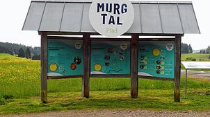 Anfangs- und Endpunkt des neu konzipierten Murgtalpfads ist am Steinernen Kreuz in Lochhäuser in der Gemeinde Herrischried, wo eine neue ...