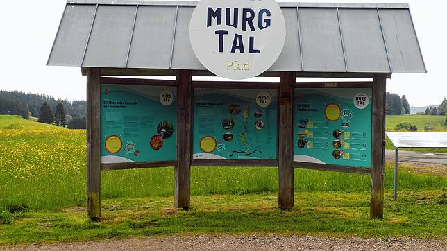 Anfangs- und Endpunkt des neu konzipierten Murgtalpfads ist am Steinernen Kreuz in Lochhäuser in der Gemeinde Herrischried, wo eine neue ...