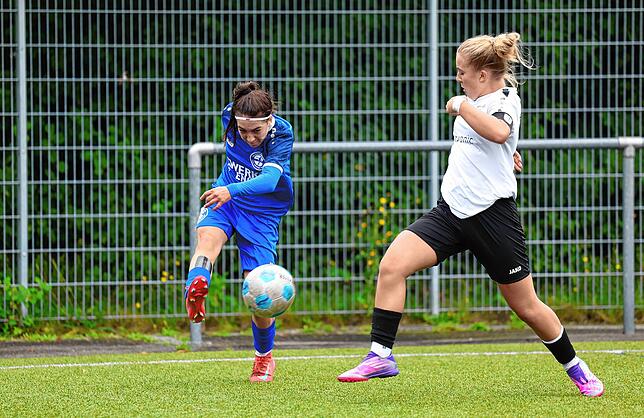 Bild 24: Unsere große Bildergalerie vom Oberliga-Spiel der B-Mädchen des Hegauer FV gegen den FV Deuchelried