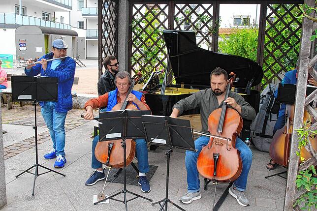 Bild 7: Straßenmusiksonntag in Bräunlingen von Beginn an gut besucht
