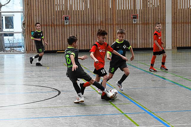 Bild 17: FC 08 Villingen Hallen-Bezirksmeister bei den E-Junioren – wir haben die besten Turnier-Bilder!