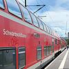 Zwischen Hausach und St. Georgen hat sich die Fahrzeit für die Schwarzwaldbahn (Symbolbild) verdoppelt. Vor allem die lange Wartezeit im ...
