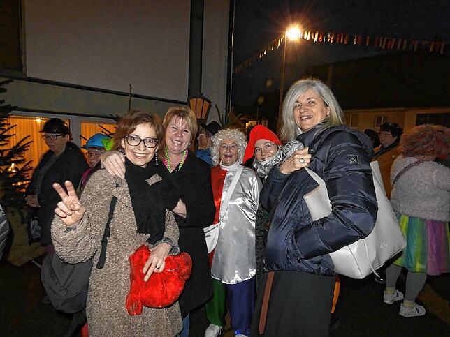 Bild 31: Wiiberfasnacht: Das begeisterte Publikum brachte den Saal zum Beben - die Highlights in Bildern!